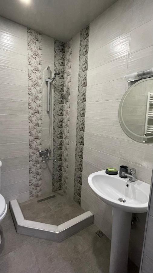Home Apartments Batumi Exterior foto